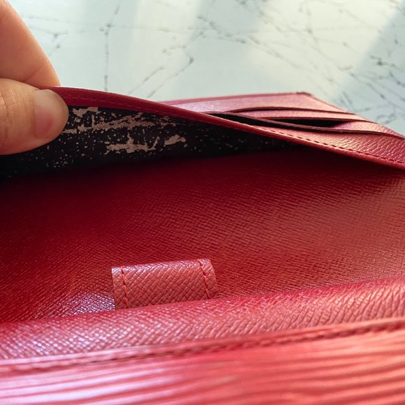 Authentic Louis Vuitton Epi Leather Long Wallet - Picture 6 of 6